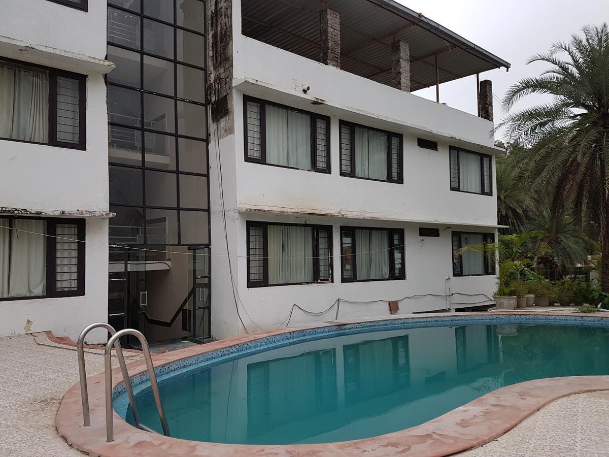 Hotel Raviji'S Retreat Маунт-Абу Экстерьер фото